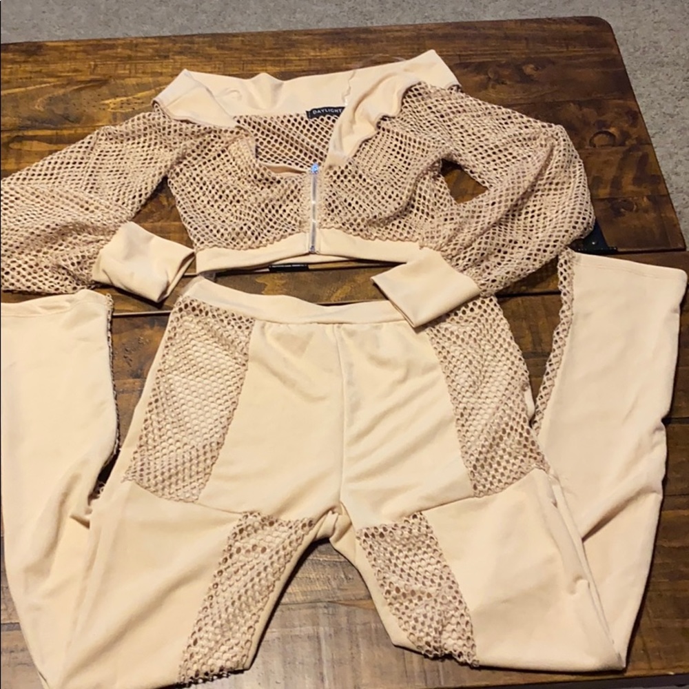 Women’s pants set